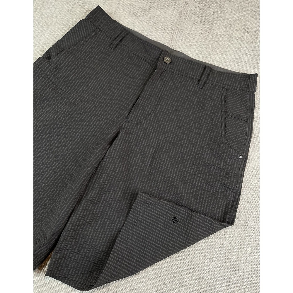 Lululemon Shorts Mens 36 Black Stripe Seersucker Kahuna Performance Golf Casual